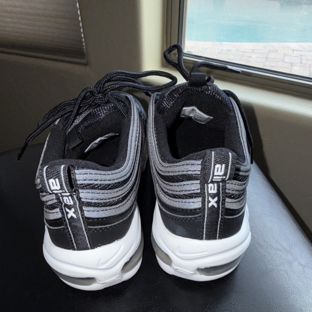 Nike Air Max 97 GS Black White Unisex Kids Athletic Shoes 7Y/Women 8.5 - Picture 4 of 10